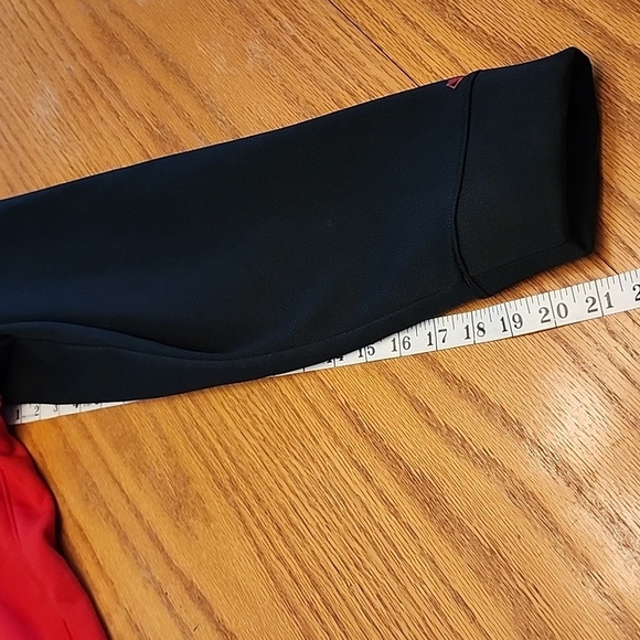 Cabela's Guidewear Men's Black and Red Hooded Jacket - Picture 11 of 14